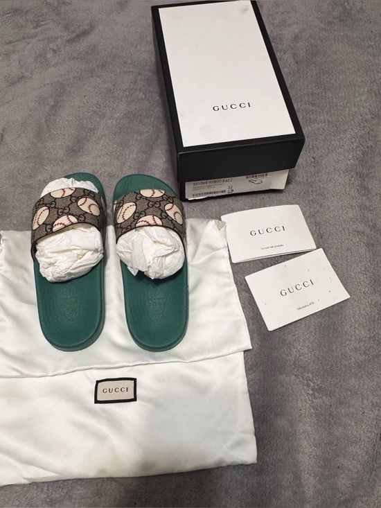 Gucci Other - Gucci Toddlers' GG Supreme Baseball Slides Size 1 Kids Sandals